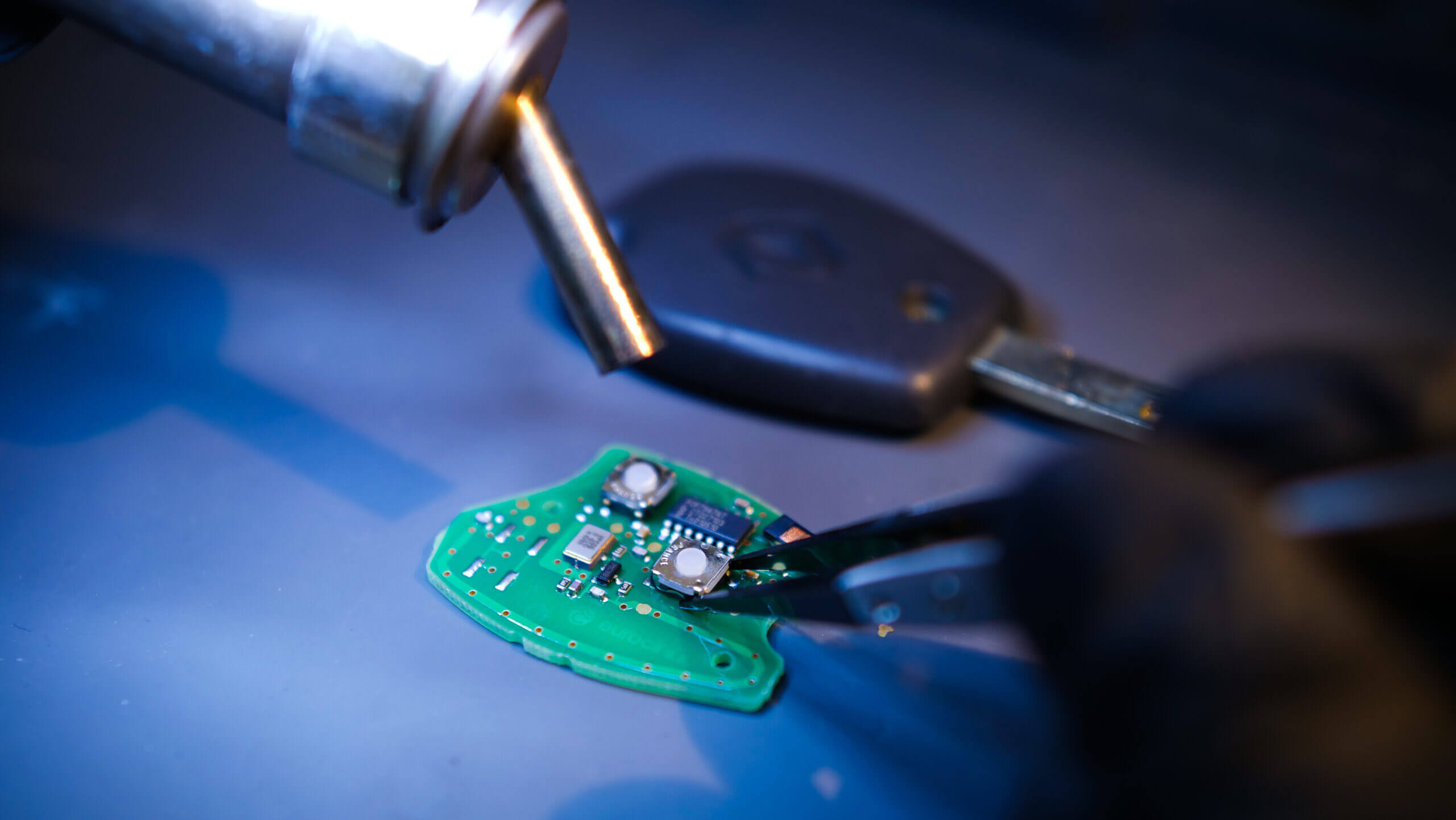 Elektronische autosleutel reparatie in Uitgeest